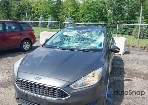 2015 Ford Focus Se из США, поврежденный, VIN 1FADP3F20FL251833